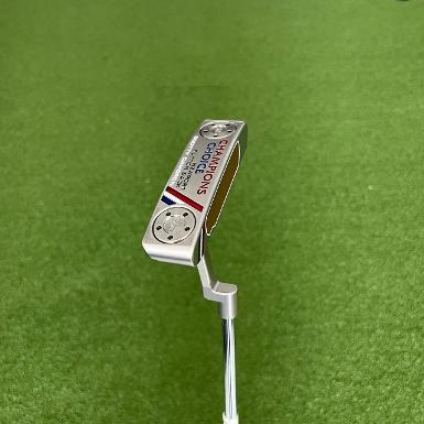 รหัสสินค้า 2100366946603  ไม้กอล์ฟพรีเมี่ยม!!! ราคาถูกที่สุดในประเทศไทย!!!  Scotty Cameron Champions